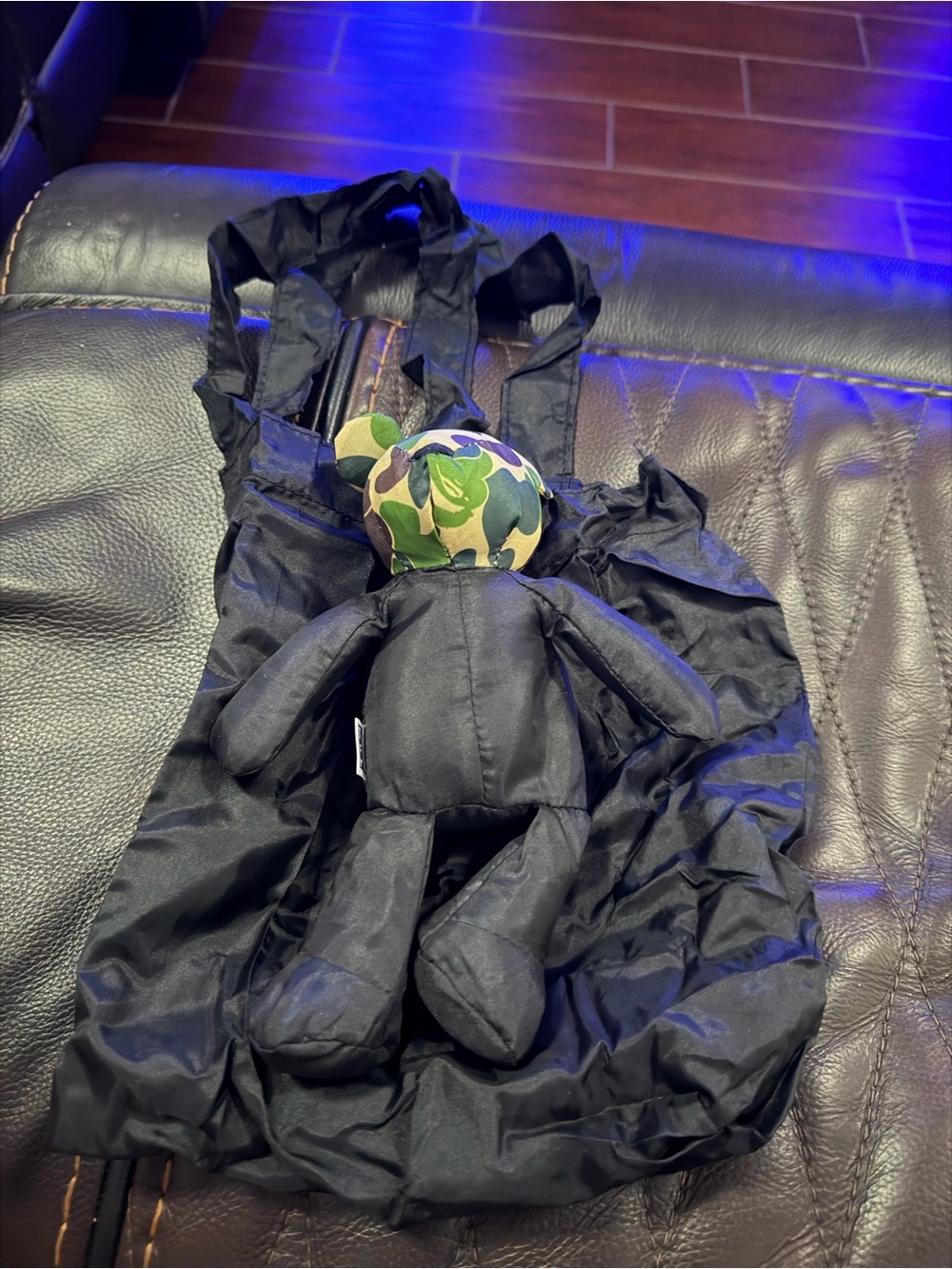 LIMITED - BATHING APE - BAPE Lucky Bag Teddy with hidden Tote - Lucky Bag 2020 - Picture 2 of 10